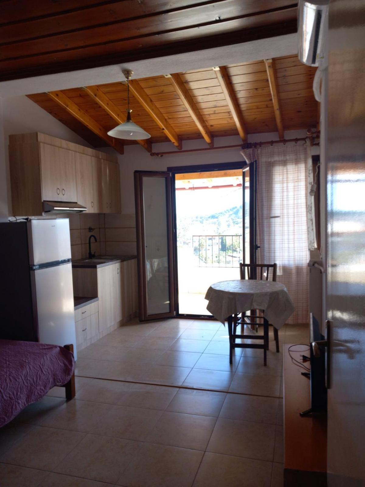 Katerinas Apartmens Skiathos Exterior foto