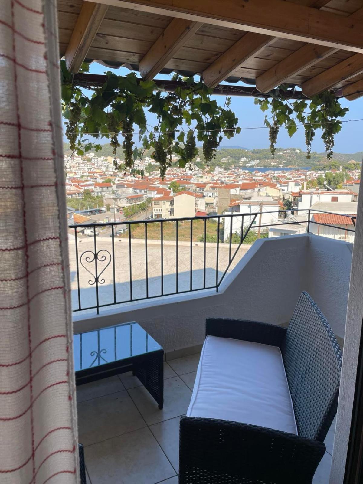 Katerinas Apartmens Skiathos Exterior foto